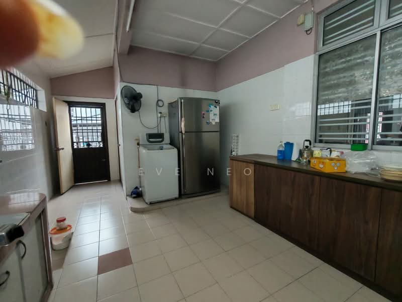 2-storey Terraced House for Sale in Bukit Indah (Iskandar Puteri (Nusajaya)) - Eve Neo - Kitchen - PropertyGuru.com.my