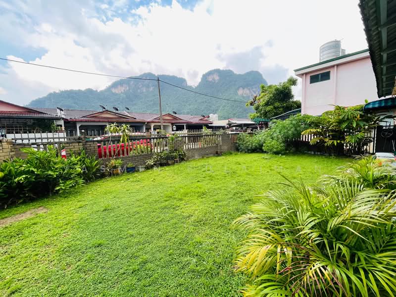 2-storey Terraced House for Sale in Batu Caves (Selangor) - Yasmin Sulaiman - Exterior - PropertyGuru.com.my