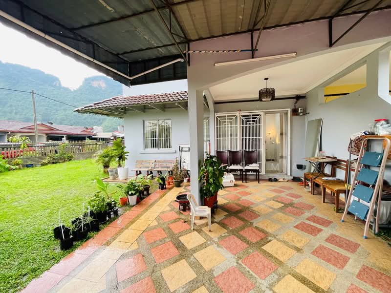 2-storey Terraced House for Sale in Batu Caves (Selangor) - Yasmin Sulaiman - Exterior - PropertyGuru.com.my