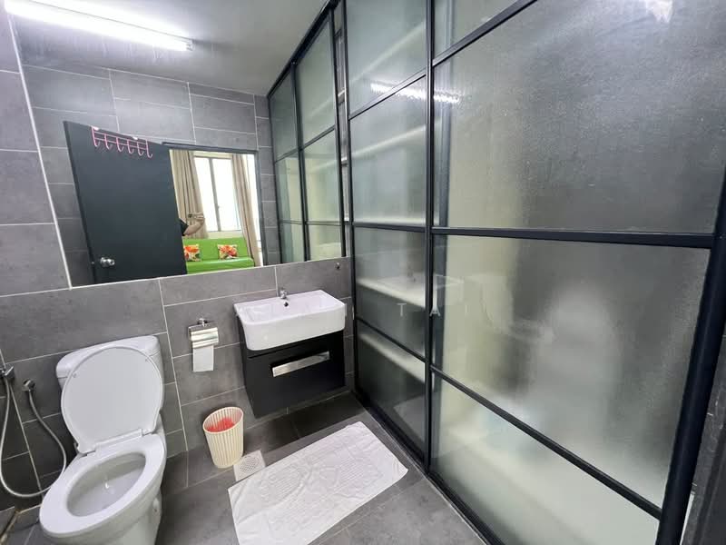Kondominium untuk Disewa di Empire Damansara (Empire SOHO 2) - Alan Tai - Bathroom - PropertyGuru.com.my