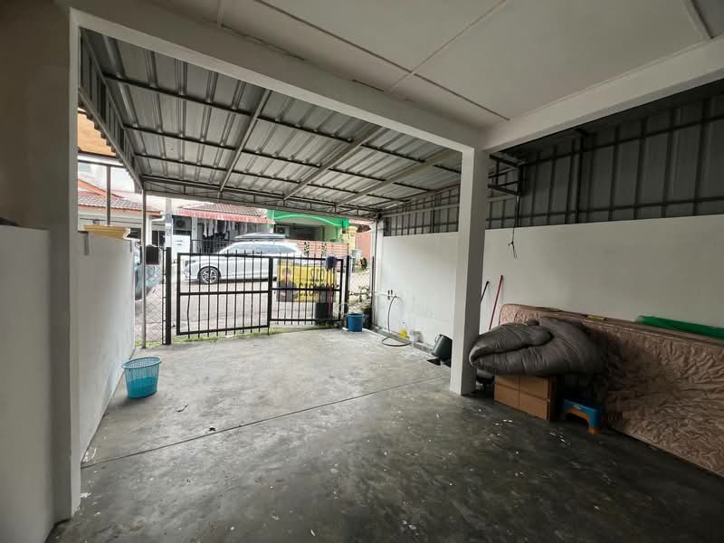 Rumah Teres 2 Tingkat untuk Disewa di Taman Bukit Jaya (Ulu Tiram) - SJ CHAN - Exterior - PropertyGuru.com.my