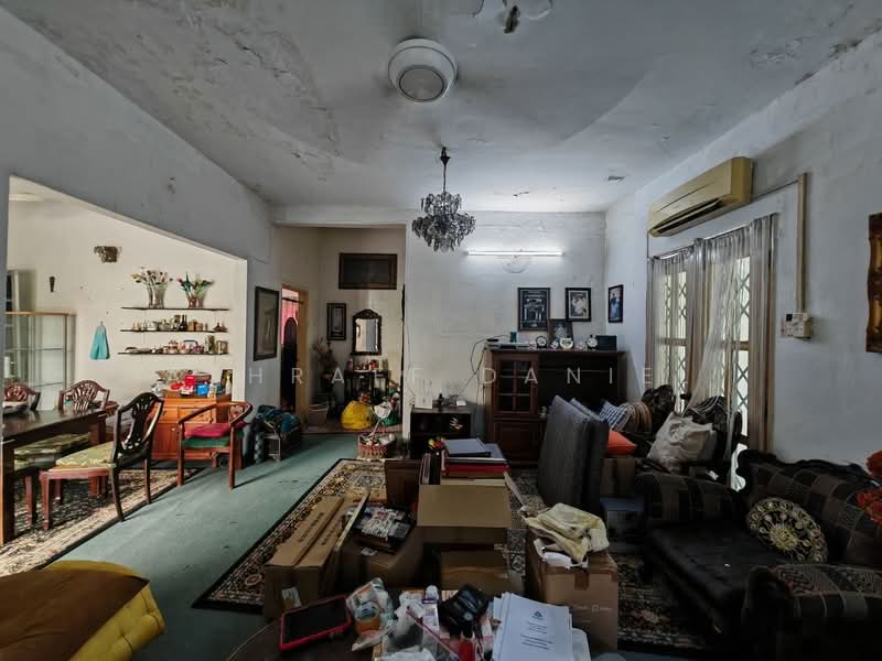 Bungalow for Sale in Keramat (Kuala Lumpur) - Ashraff Daniel - Living Room - PropertyGuru.com.my
