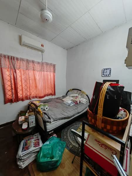 Bungalow for Sale in Keramat (Kuala Lumpur) - Ashraff Daniel - Bedroom - PropertyGuru.com.my