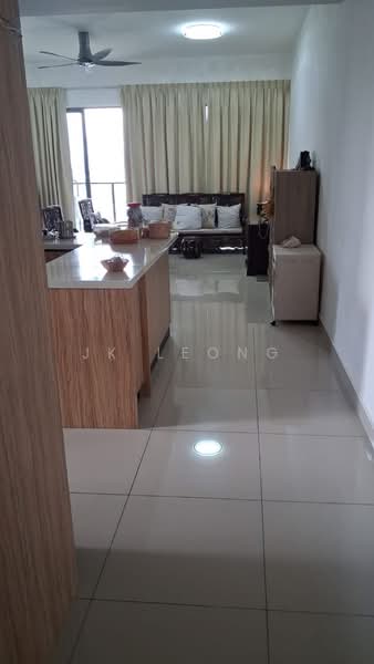 Kondominium untuk Dijual di Lakeville Residence - JK Leong - Living Room - PropertyGuru.com.my