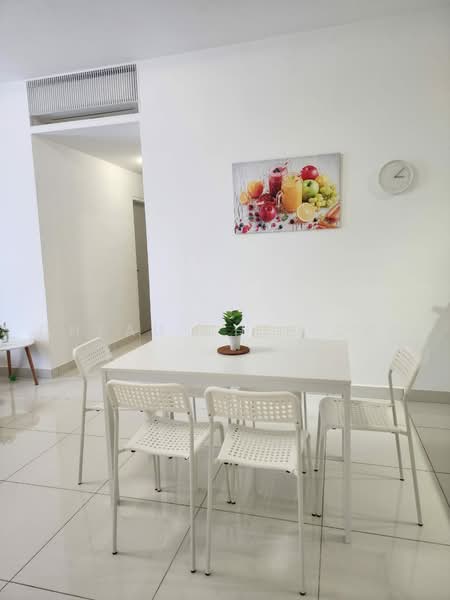 Kondominium untuk Disewa di Vertu Resort - Cheau Chie Ooi - Dining Room - PropertyGuru.com.my