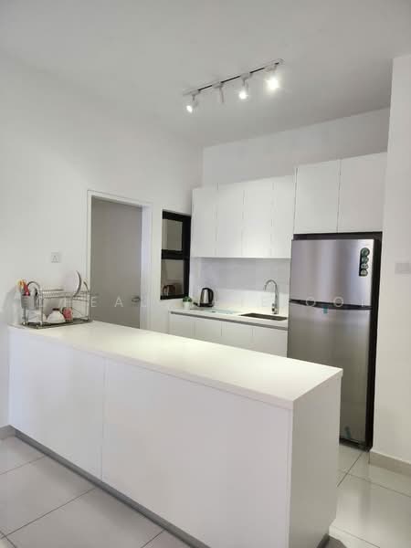 Kondominium untuk Disewa di Vertu Resort - Cheau Chie Ooi - Kitchen - PropertyGuru.com.my