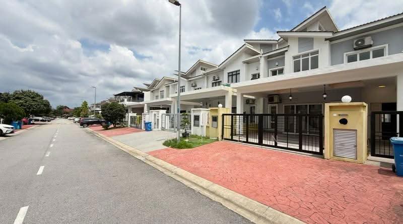 2-storey Terraced House for Sale in D'Kayangan (Shah Alam) - Syafiq Sharifudin - PropertyGuru.com.my