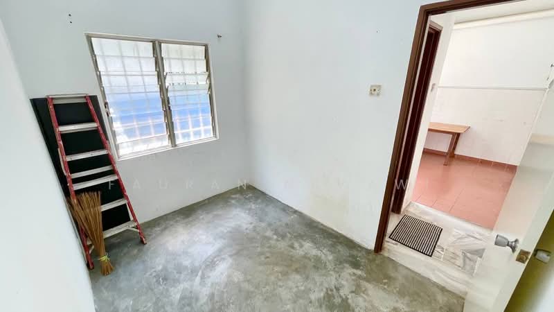 Rumah Teres 2.5 Tingkat untuk Dijual di Taman Equine (Seri Kembangan) - Fauran Nawawi - PropertyGuru.com.my