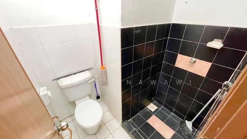 Rumah Teres 2.5 Tingkat untuk Dijual di Taman Equine (Seri Kembangan) - Fauran Nawawi - PropertyGuru.com.my