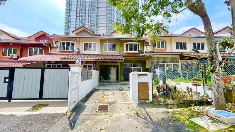 Rumah Teres 2.5 Tingkat untuk Dijual di Taman Equine (Seri Kembangan) - Fauran Nawawi - PropertyGuru.com.my