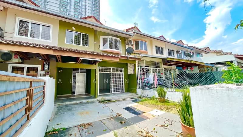 Rumah Teres 2.5 Tingkat untuk Dijual di Taman Equine (Seri Kembangan) - Fauran Nawawi - PropertyGuru.com.my