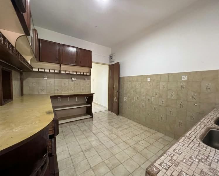 2-storey Terraced House for Sale in Taman Tun Dr Ismail (Kuala Lumpur) - BILYA ARIFF - Kitchen - PropertyGuru.com.my