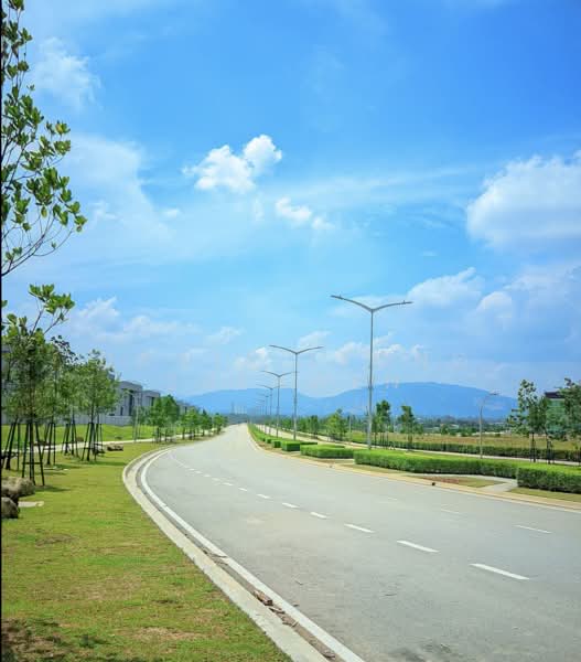 Factory for Rent in Sungai Buloh (Selangor) - Dante Leong Zhenwen - Exterior - PropertyGuru.com.my