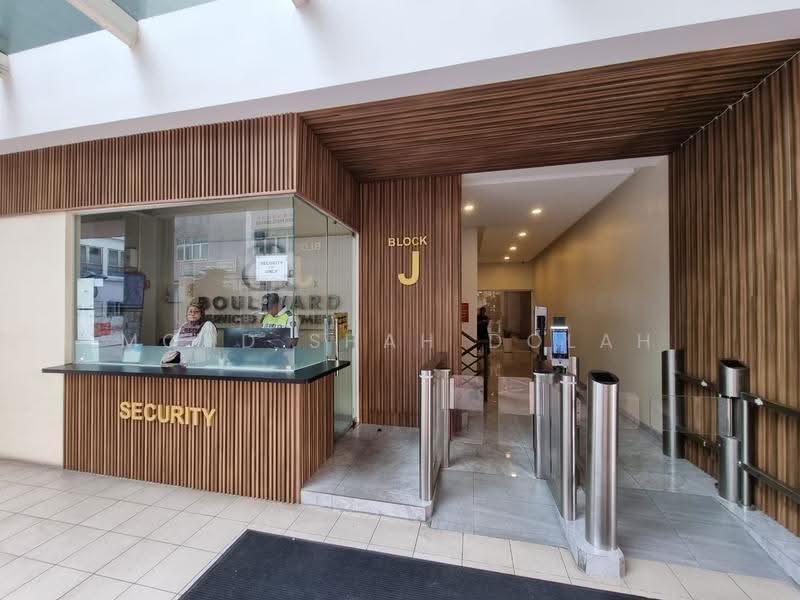 Kondominium untuk Dijual di Boulevard Serviced Apartment - Mohd Shah Dolah - Entrance - PropertyGuru.com.my