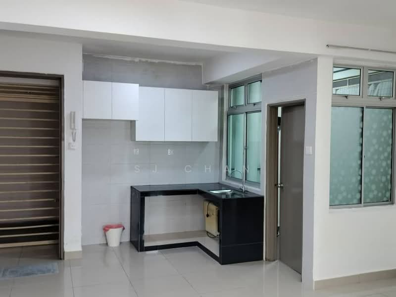Service Residence for Rent at Larkin Heights - SJ CHAN - Kitchen - PropertyGuru.com.my