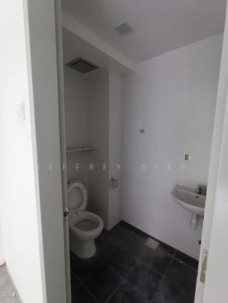 Shop for Rent in Bandar Sri Damansara (Selangor) - Jeffrey Siah - Bathroom - PropertyGuru.com.my