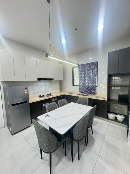Kondominium untuk Disewa di Bay Laurel @ Country Garden Danga Bay - John Sia - Kitchen - PropertyGuru.com.my