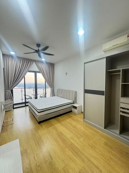 Kondominium untuk Disewa di Bay Laurel @ Country Garden Danga Bay - John Sia - Bedroom - PropertyGuru.com.my