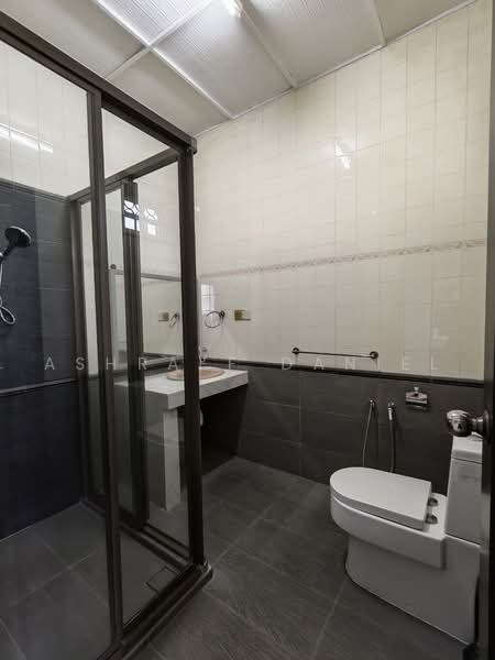 Rumah Banglo untuk Dijual di SS12 (Subang Jaya) - Ashraff Daniel - Bathroom - PropertyGuru.com.my