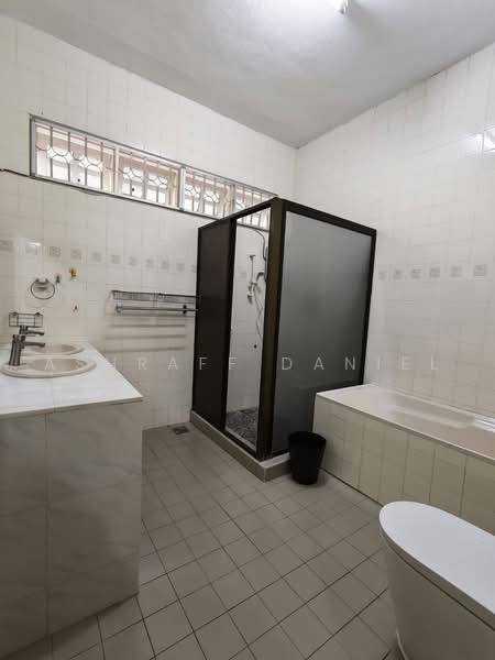 Rumah Banglo untuk Dijual di SS12 (Subang Jaya) - Ashraff Daniel - Bathroom - PropertyGuru.com.my