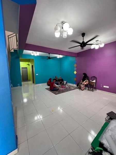 Rumah Teres 2 Tingkat untuk Dijual di Kuala Selangor (Selangor) - Ashraff Daniel - Living Room - PropertyGuru.com.my