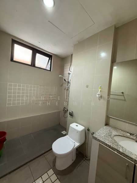 Servis Apartment untuk Disewa di The Heritage Residence - Dante Leong Zhenwen - Bathroom - PropertyGuru.com.my