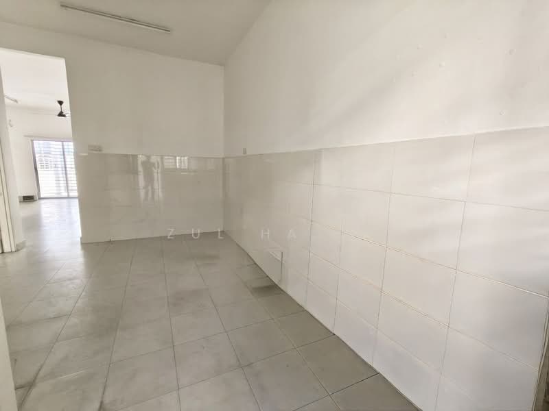 Rumah Teres 2-Tingkat untuk Dijual di Taman Dato Demang (Seri Kembangan) - Zul Hasif - PropertyGuru.com.my