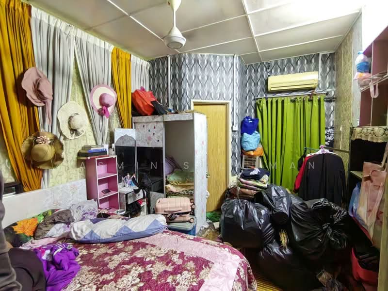Rumah Teres 1-Tingkat untuk Dijual di Sungai Buloh (Selangor) - Yasmin Sulaiman - Bedroom - PropertyGuru.com.my