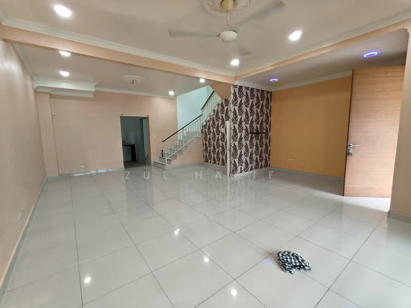 Rumah Teres 2 Tingkat untuk Dijual di Bandar Baru Salak Tinggi (Sepang) - Zul Hasif - PropertyGuru.com.my
