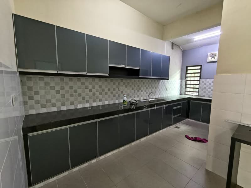 Rumah Teres 2 Tingkat untuk Dijual di Bandar Baru Salak Tinggi (Sepang) - Zul Hasif - PropertyGuru.com.my