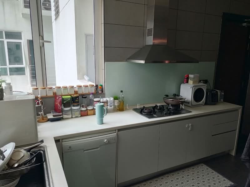 Condominium for Sale at The Pearl KLCC - Michelle Tan - Kitchen - PropertyGuru.com.my
