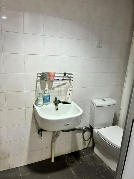 Condominium for Sale at Ruby - Jo-e Lim - Bathroom - PropertyGuru.com.my