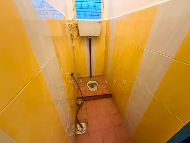 Rumah Teres 1 Tingkat untuk Dijual di Pekan Batu 9 (Cheras) - Luqman Ramli - Bathroom - PropertyGuru.com.my