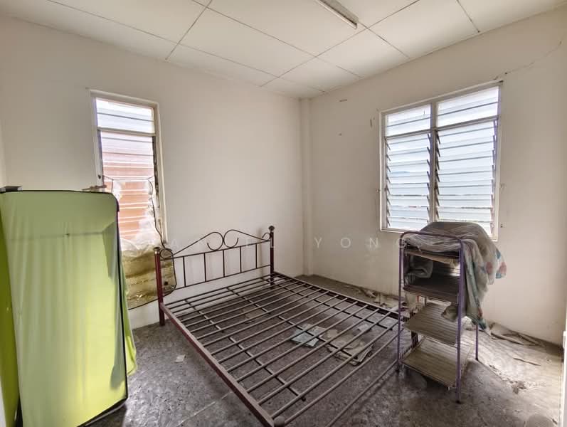 Flat for Sale at Kenari - Daniel Yong - Bedroom - PropertyGuru.com.my