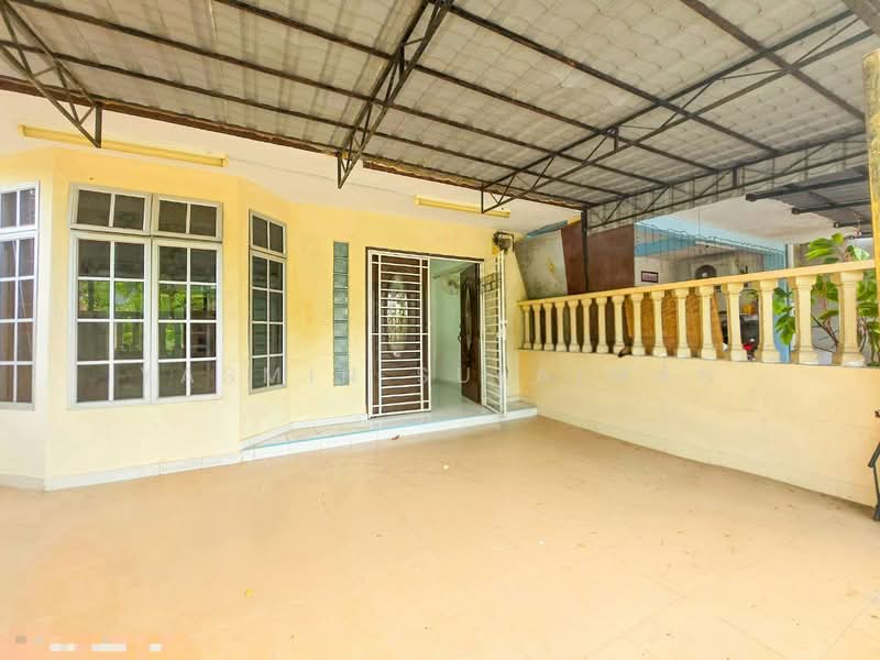 2-storey Terraced House for Sale in Gombak (Kuala Lumpur) - Yasmin Sulaiman - Exterior - PropertyGuru.com.my