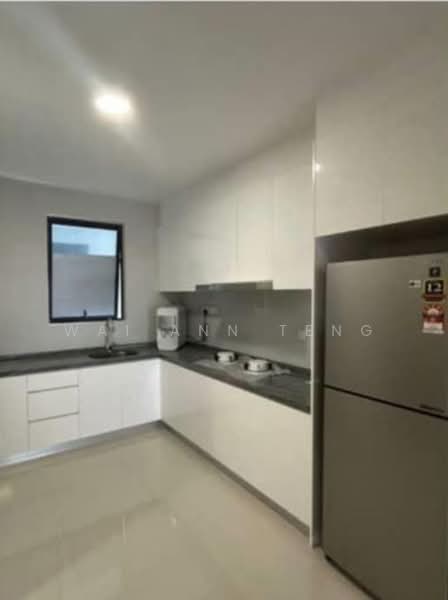 Servis Apartment untuk Disewa di Sapphire Paradigm - Wai Ann Teng - Kitchen - PropertyGuru.com.my