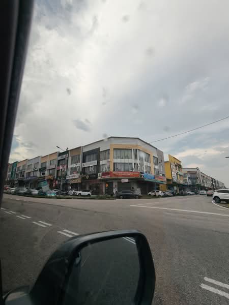 Kedai / Pejabat untuk Dijual di Taman Ungku Tun Aminah (Skudai) - Myra loh - PropertyGuru.com.my