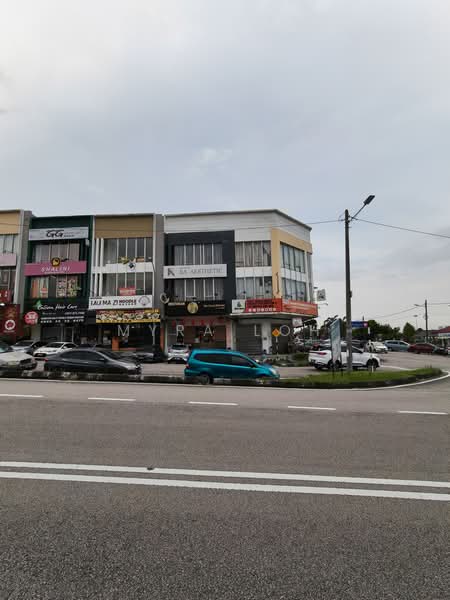 Kedai / Pejabat untuk Dijual di Taman Ungku Tun Aminah (Skudai) - Myra loh - PropertyGuru.com.my