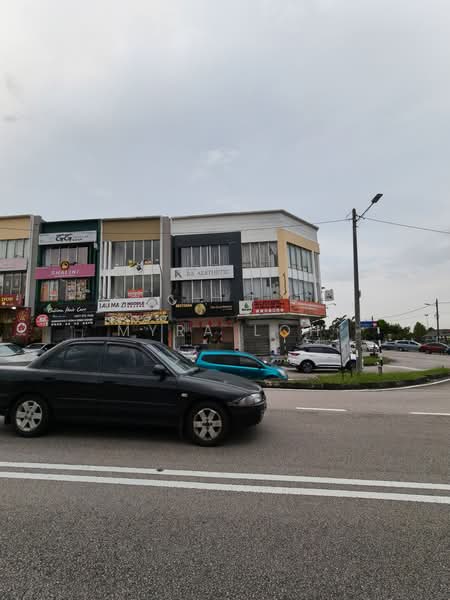 Kedai / Pejabat untuk Dijual di Taman Ungku Tun Aminah (Skudai) - Myra loh - PropertyGuru.com.my