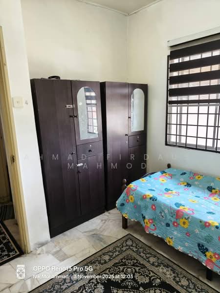 Pangsapuri untuk Dijual di Residensi Warnasari 1 - Ahmad Firdaus Mahmod - Bedroom - PropertyGuru.com.my