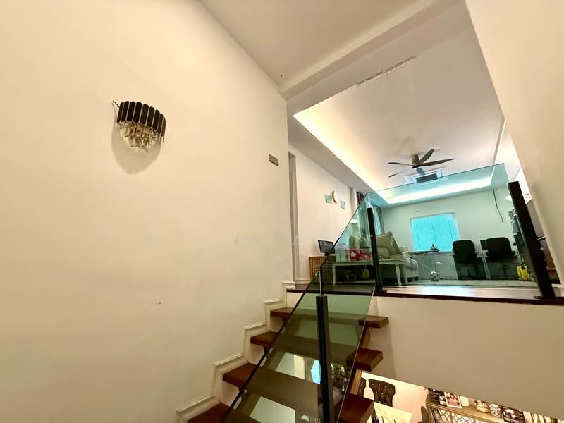 Rumah Berkembar untuk Dijual di Ampang Jaya (Ampang) - BILYA ARIFF - Living Room - PropertyGuru.com.my