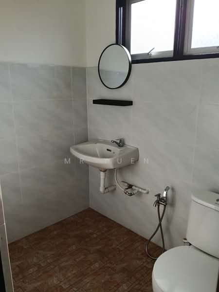 Rumah Teres 2 Tingkat untuk Dijual di Taman Tasek Indra (Ipoh) - Mr Yuen - Bathroom - PropertyGuru.com.my