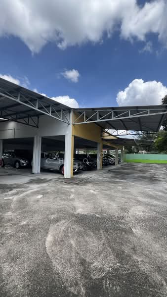 Banglo Komersial untuk Disewa di Petaling Jaya (Selangor) - Lai Kok Cheong - Car Park - PropertyGuru.com.my