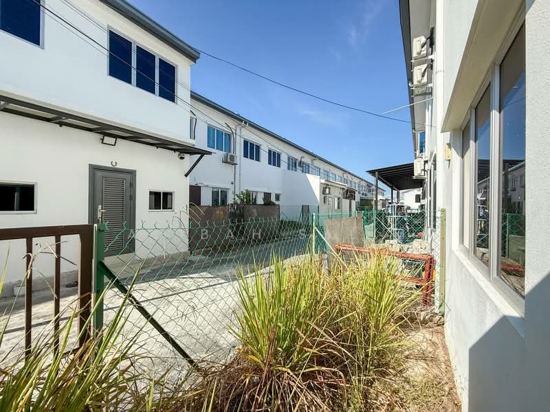 Rumah Teres 2 Tingkat untuk Dijual di Kota Warisan (Sepang) - Adibah Salim - Exterior - PropertyGuru.com.my