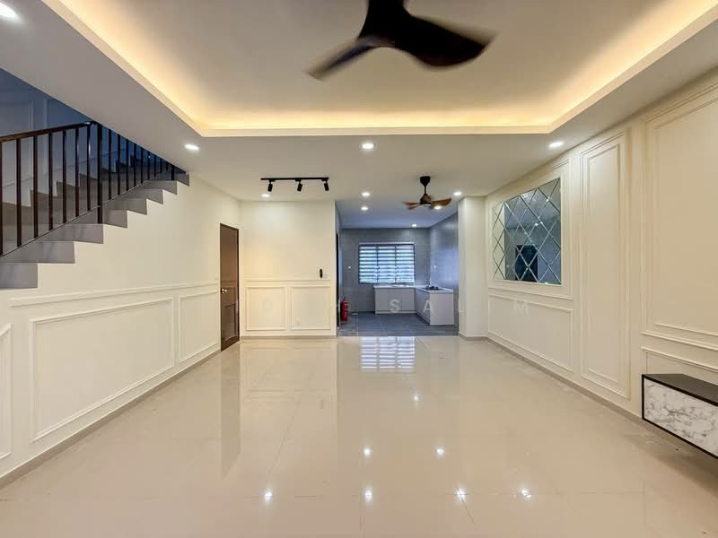Rumah Teres 2 Tingkat untuk Dijual di Kota Warisan (Sepang) - Adibah Salim - Living Room - PropertyGuru.com.my