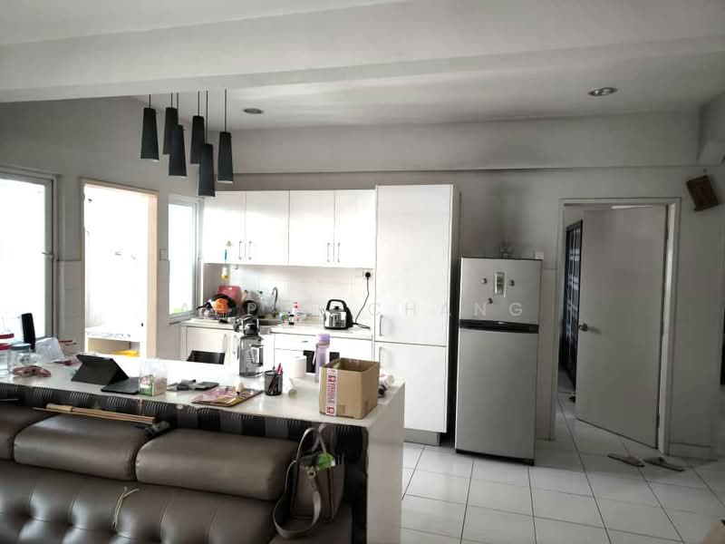 Kondominium untuk Dijual di First Residence (Residensi Unggul) - Apple Chang - Kitchen - PropertyGuru.com.my