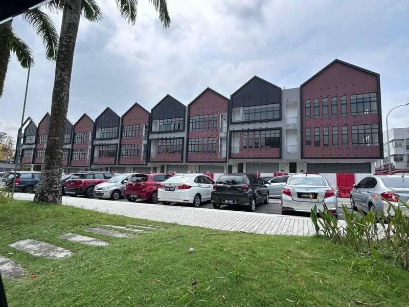 Kedai untuk Disewa di Taman Sutera Utama (Skudai) - Krystal Ho - Exterior - PropertyGuru.com.my