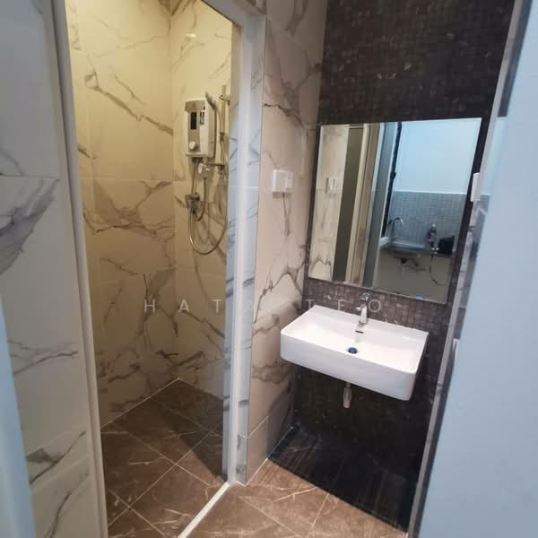 Service Residence for Rent at The Grand Subang Jaya SS15 - Hata Teo - Bathroom - PropertyGuru.com.my