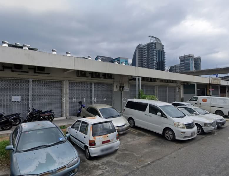 Factory for Rent in Taman Perindustrian Puchong (Puchong) - Shiny Chan - Exterior - PropertyGuru.com.my