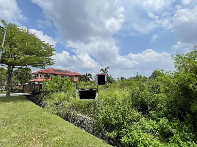 Tanah Kediaman untuk Dijual di Seksyen 8 (Shah Alam) - Adibah Salim - Exterior - PropertyGuru.com.my